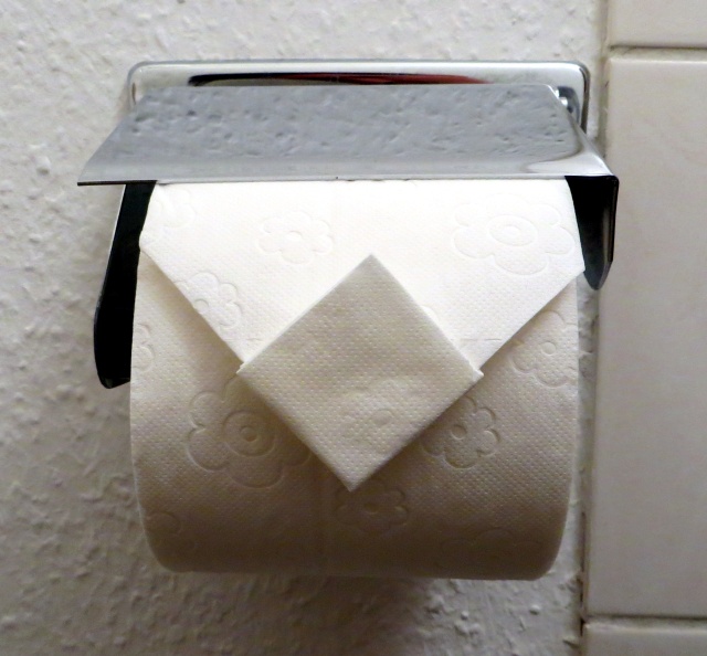 Toilet shop paper folding