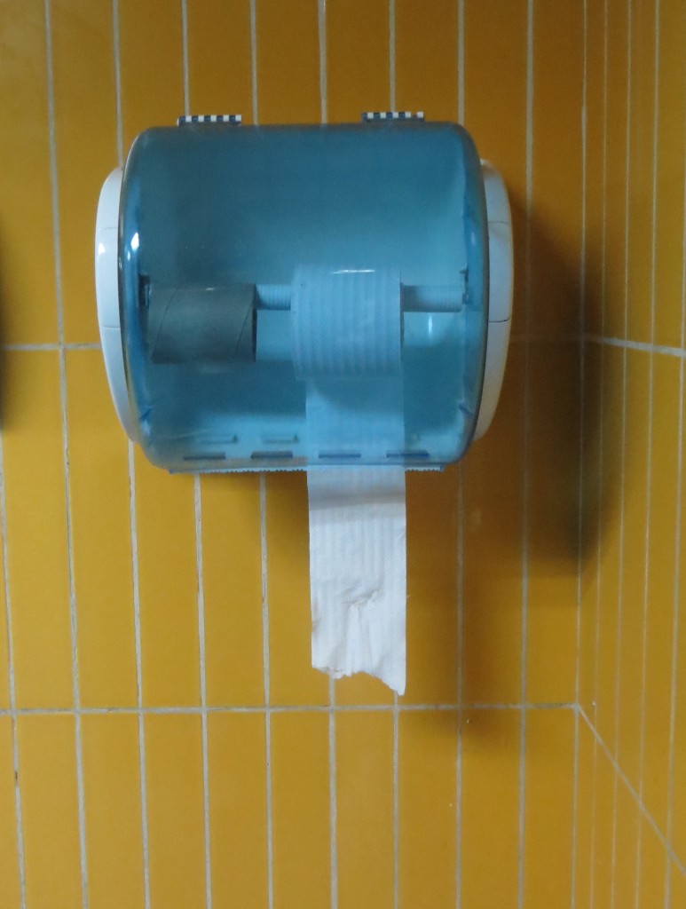 Toilet paper at Airport in Cuba