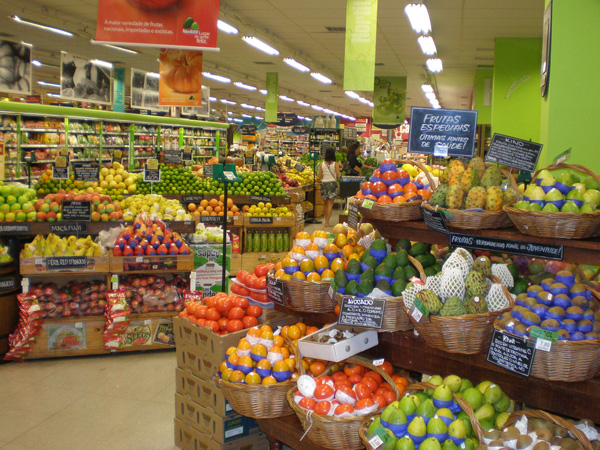 Hands-on:  Fresh grocery stores tease brick-and-mortar retail's  future