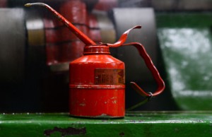 Red Oil Can